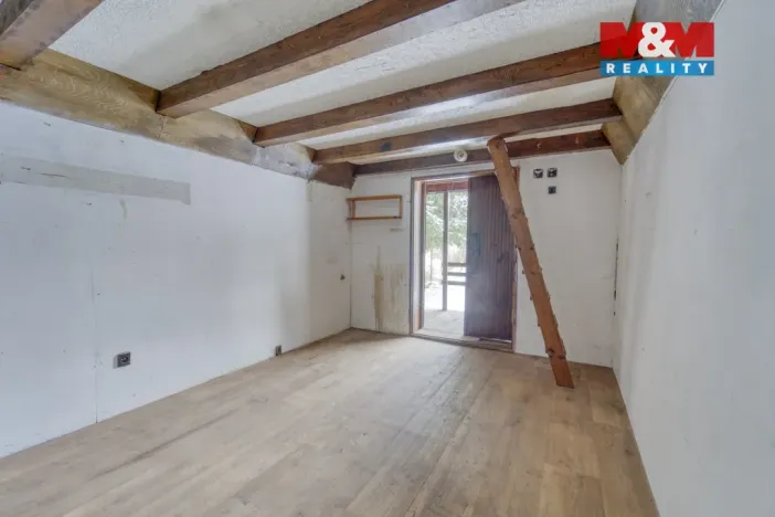 Prodej chaty, Chrást, 17 m2