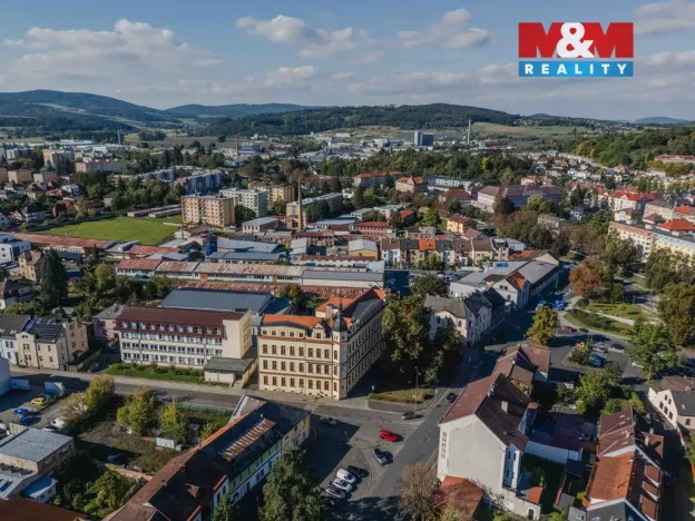 Prodej bytu 4+kk, Klatovy - Klatovy III, Husovo náměstí, 78 m2