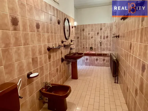 Prodej vily, Praha, Na pískách, 528 m2