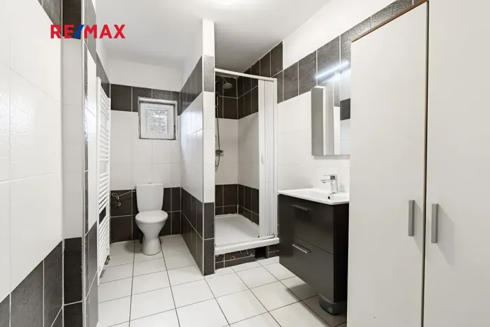 Prodej rodinného domu, Okrouhlo, 241 m2