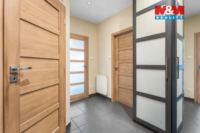 Prodej bytu 3+kk, Teplice, Škroupova, 72 m2