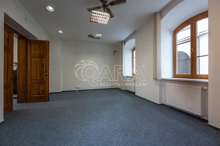 Pronájem obchodního prostoru, Mladá Boleslav - Mladá Boleslav I, Vodkova, 298 m2