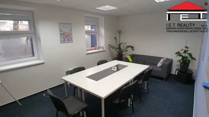 Pronájem obchodního prostoru, Frýdek-Místek - Frýdek, Potoční, 121 m2