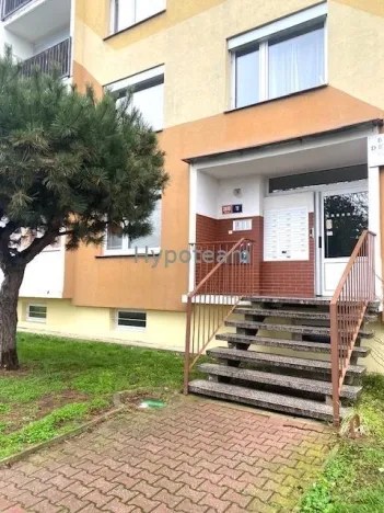 Pronájem bytu 1+1, Ústí nad Labem - Severní Terasa, Švestková, 34 m2