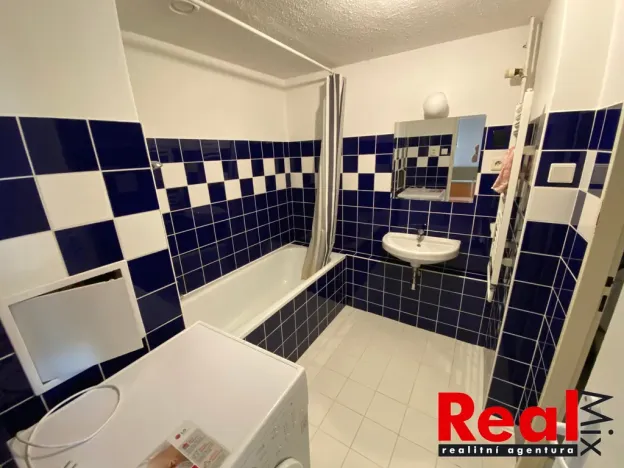 Pronájem bytu 2+kk, Brno - Starý Lískovec, Mikuláškovo náměstí, 49 m2