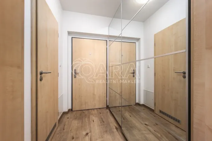 Pronájem bytu 1+kk, Praha - Stodůlky, Holýšovská, 12052 m2