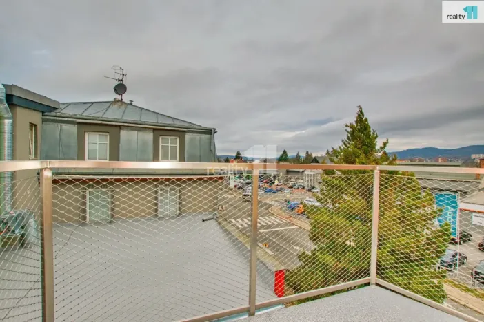 Pronájem bytu 1+kk, Liberec - Liberec XI-Růžodol I, Londýnská, 38 m2