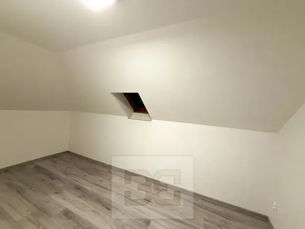 Pronájem bytu 3+1, Ostrov, Klínovecká, 77 m2