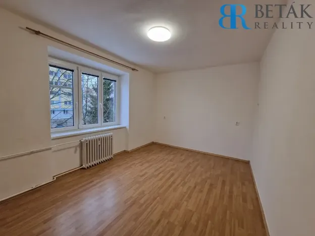 Pronájem bytu 2+1, Přerov, Šrobárova, 57 m2