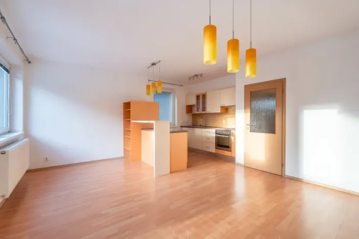 Pronájem bytu 2+kk, Brno, Moutnická, 54 m2