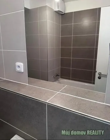 Pronájem bytu 2+kk, Praha - Dolní Měcholupy, Honzíkova, 41 m2