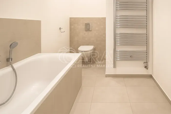 Pronájem bytu 4+1, Praha - Vinohrady, Polská, 147 m2