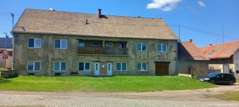 Prodej rodinného domu, Mšené-lázně, Mír. náměstí, 200 m2