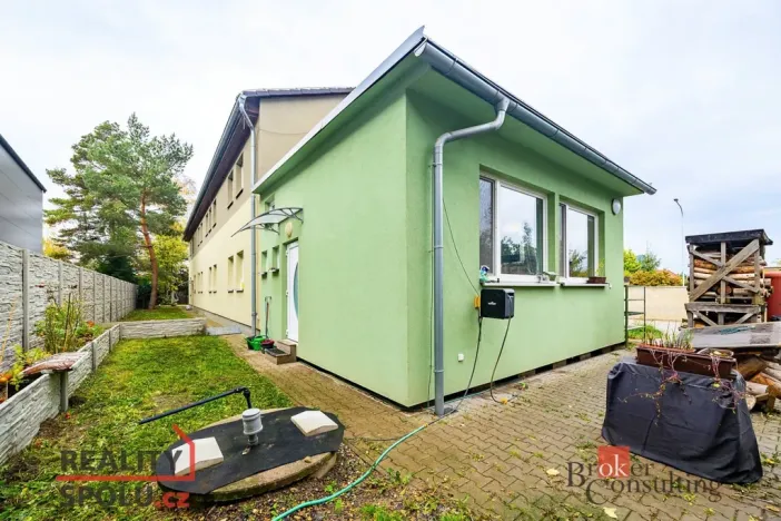 Pronájem bytu 1+kk, Světice, K Dálnici, 42 m2