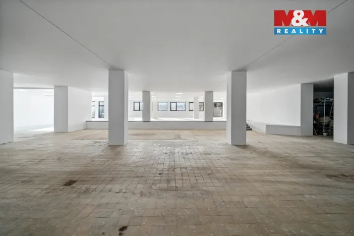 Pronájem obchodního prostoru, Hronov - Zbečník, 780 m2