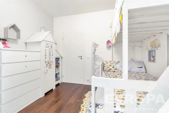 Prodej bytu 3+kk, Praha - Hloubětín, Waltariho, 78 m2