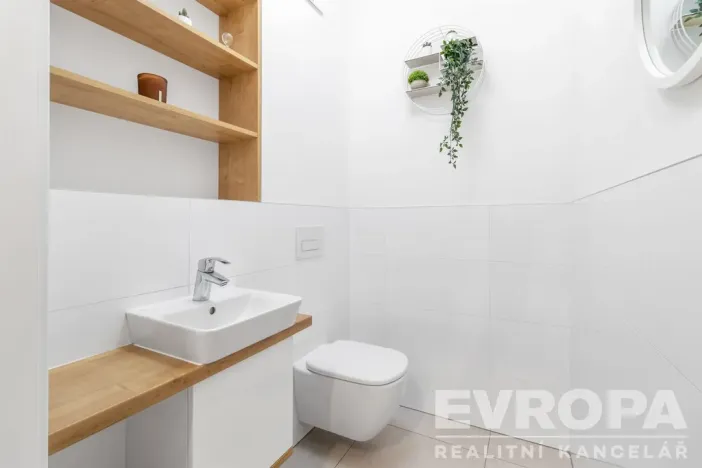 Prodej bytu 3+kk, Praha - Hloubětín, Waltariho, 78 m2