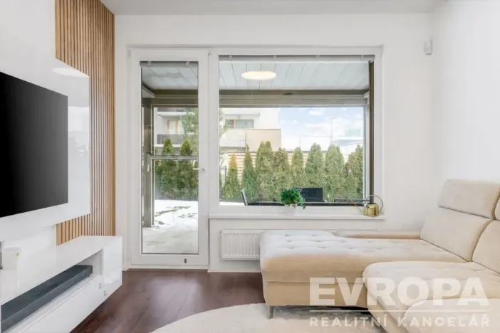 Prodej bytu 3+kk, Praha - Hloubětín, Waltariho, 78 m2