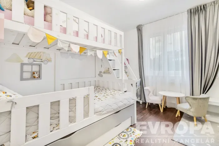 Prodej bytu 3+kk, Praha - Hloubětín, Waltariho, 78 m2