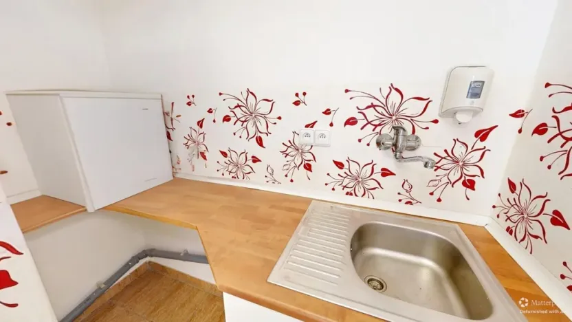 Pronájem kanceláře, Praha - Horní Měcholupy, Milánská, 27 m2