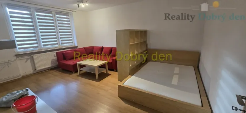 Pronájem bytu 1+1, Bruntál, Na Nábřeží, 39 m2