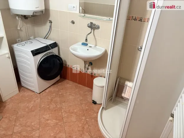 Pronájem bytu 1+kk, Břeclav, Nerudova, 35 m2