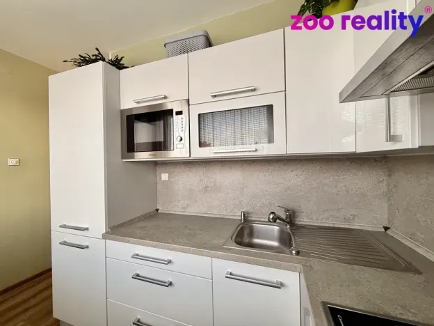 Prodej bytu 2+1, Chomutov, Bezručova, 60 m2