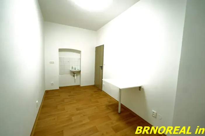 Pronájem bytu 1+1, Brno, Hybešova, 20 m2