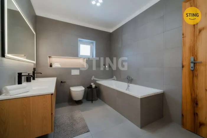 Prodej rodinného domu, Hlubočec, 215 m2