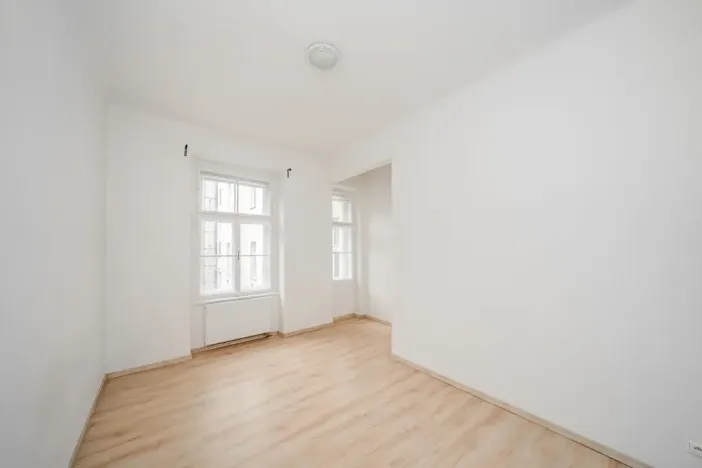 Pronájem bytu 2+kk, Praha - Vinohrady, Korunní, 48 m2