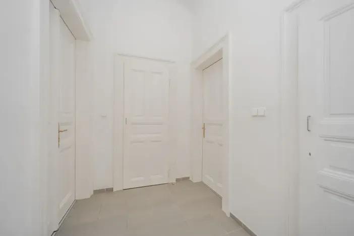 Pronájem bytu 2+kk, Praha - Vinohrady, Korunní, 48 m2