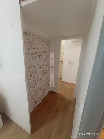 Pronájem bytu 1+1, Kuřim, Na Královkách, 35 m2