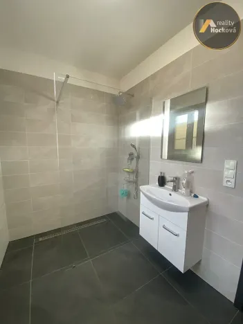 Pronájem rodinného domu, Postřižín, Prostřední, 175 m2