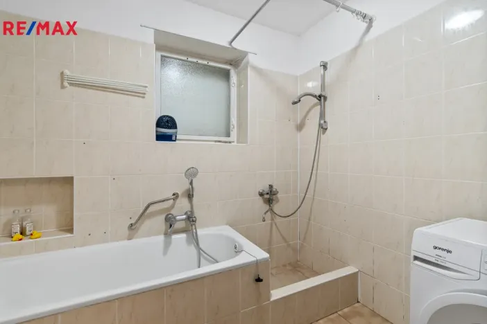 Pronájem rodinného domu, Hronov - Velký Dřevíč, 90 m2