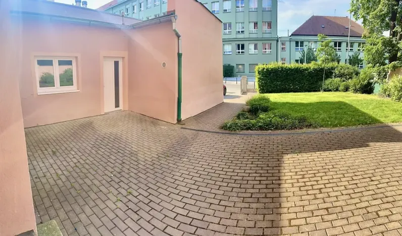 Pronájem bytu 1+kk, Praha - Břevnov, Pod Marjánkou, 15 m2