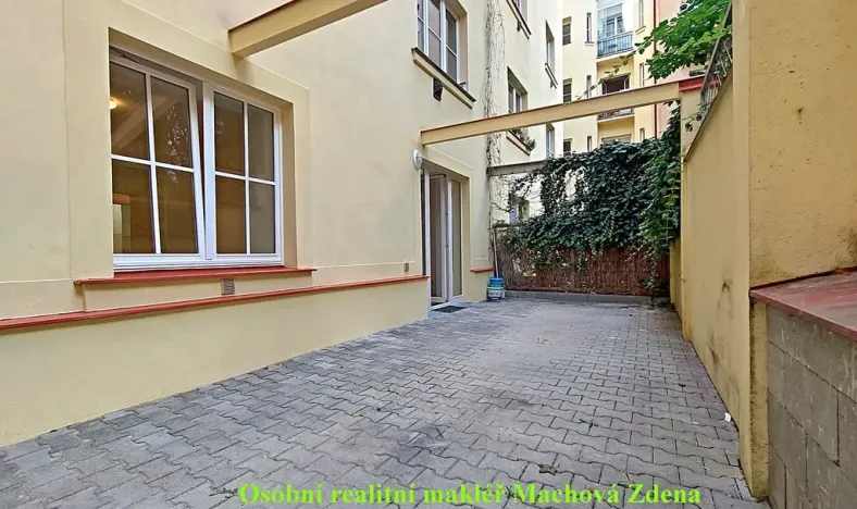 Prodej bytu 2+kk, Praha - Žižkov, Domažlická, 52 m2