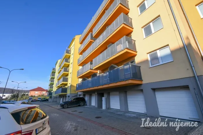 Pronájem bytu 2+kk, Brno, Nachová, 50 m2