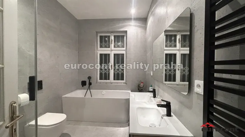 Pronájem bytu 3+1, Praha, Obrovského, 90 m2