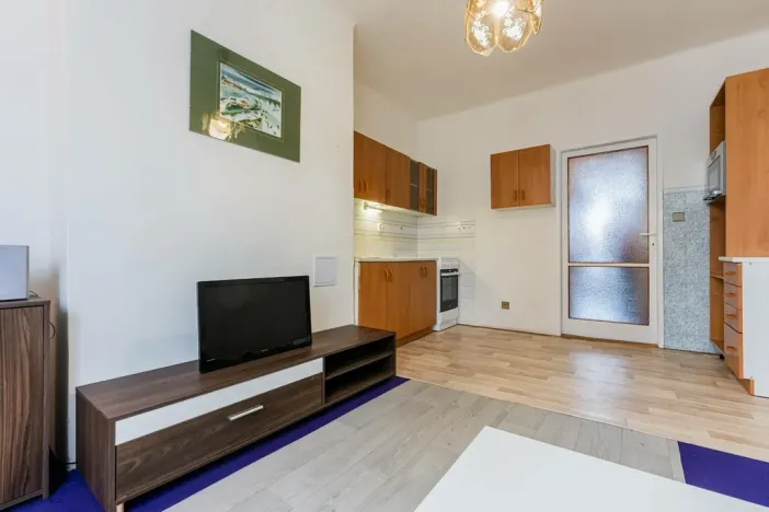 Pronájem bytu 2+kk, Hořín - Brozánky, 56 m2