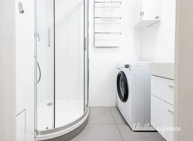 Pronájem bytu 2+kk, Praha - Strašnice, Černokostelecká, 51 m2