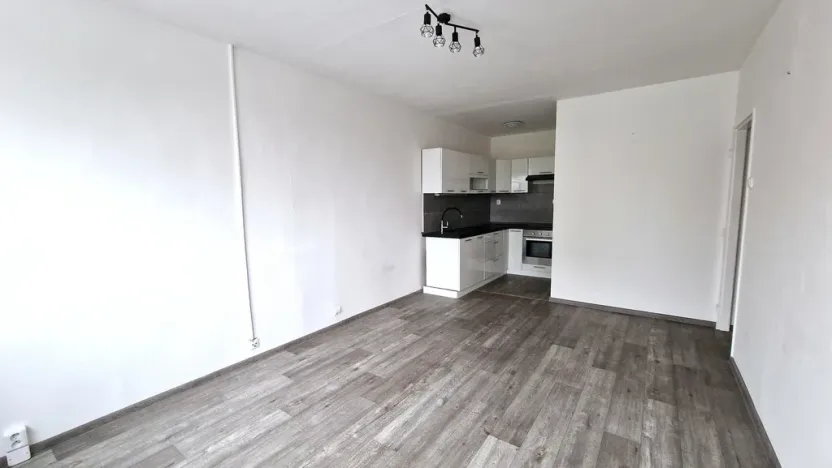 Pronájem bytu 2+kk, Litoměřice - Pokratice, Kubínova, 40 m2