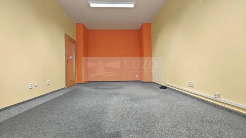 Pronájem kanceláře, Pečky, Chvalovická, 71 m2