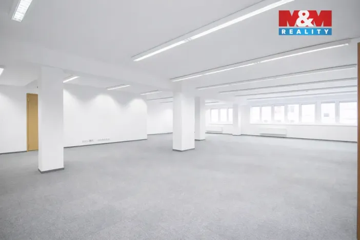 Prodej kanceláře, Praha - Hostivař, Na Plískavě, 401 m2
