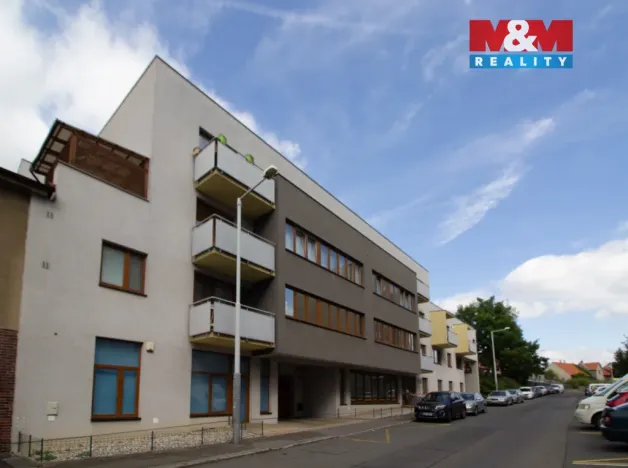 Prodej kanceláře, Praha - Hostivař, Na Plískavě, 401 m2