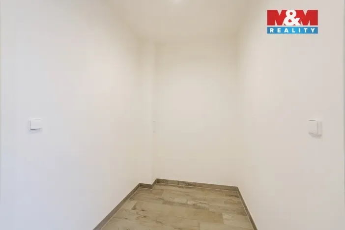 Pronájem rodinného domu, Plzeň - Radobyčice, Řadová, 139 m2