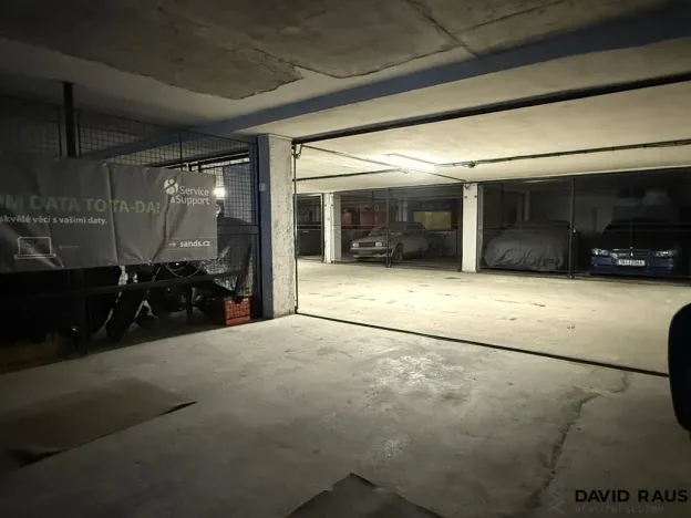 Pronájem garáže, Brno - Královo Pole, Herčíkova, 26 m2