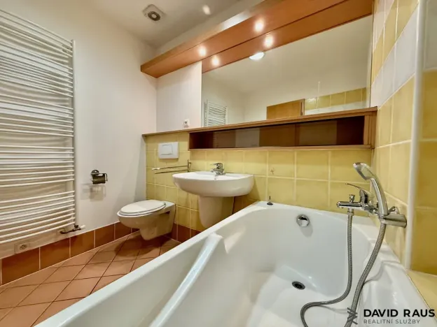 Pronájem bytu 2+kk, Brno - Židenice, Bubeníčkova, 64 m2