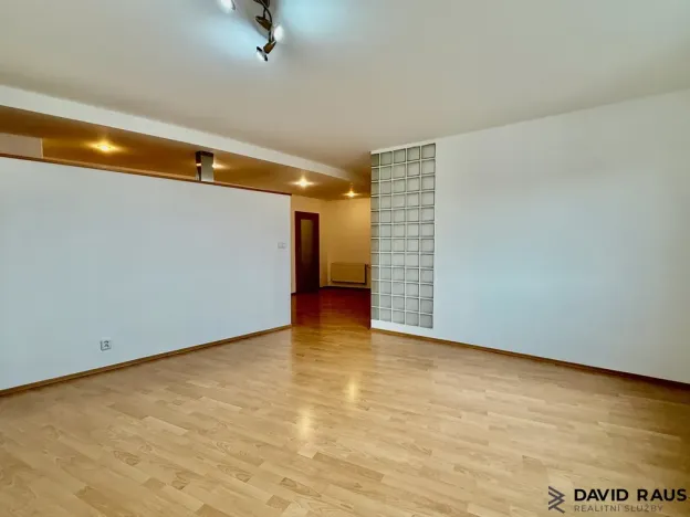 Pronájem bytu 2+kk, Brno - Židenice, Bubeníčkova, 64 m2