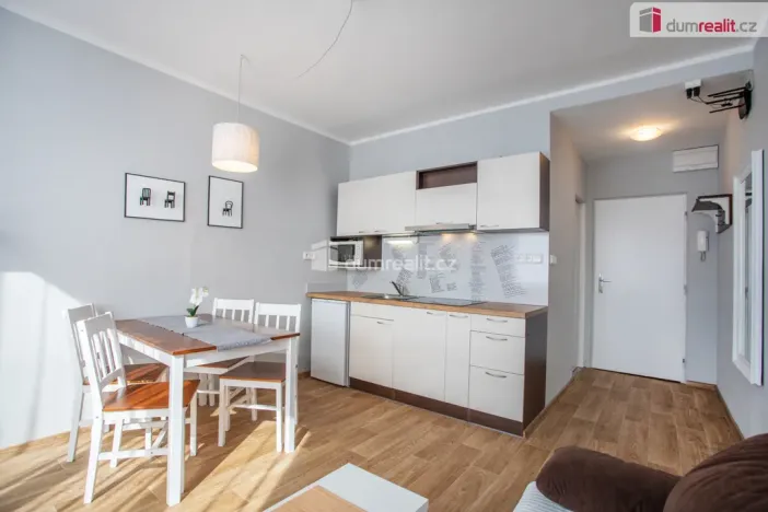 Pronájem bytu 2+kk, Český Krumlov - Latrán, Špičák, 42 m2