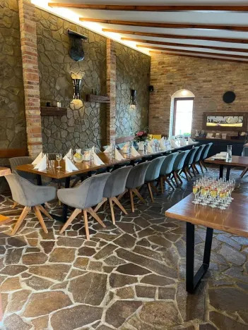 Pronájem restaurace, Velké Pavlovice, Bezručova, 74 m2